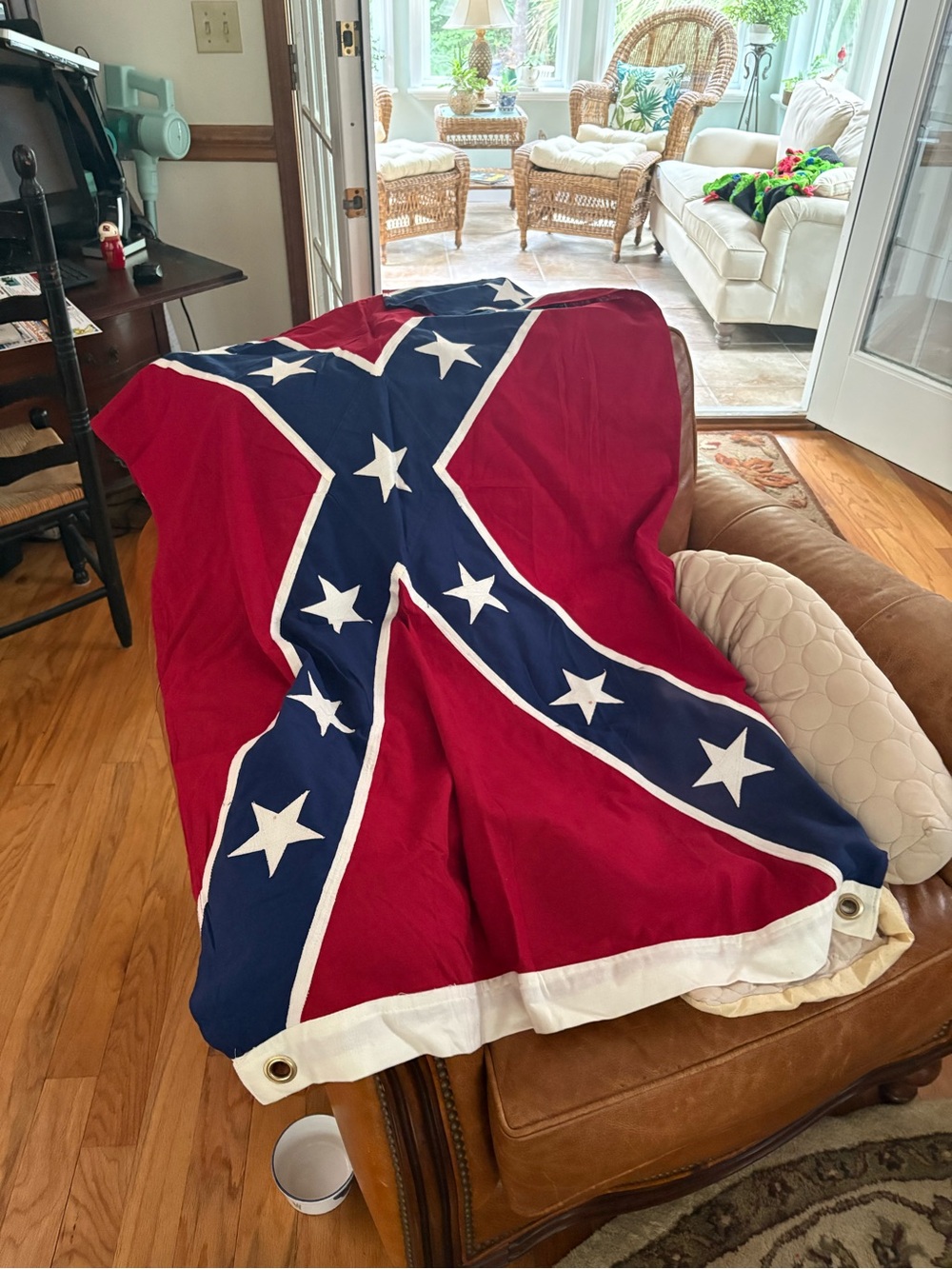 Battle flag, hand stitch, letter of authentication to have flown over SC capitol